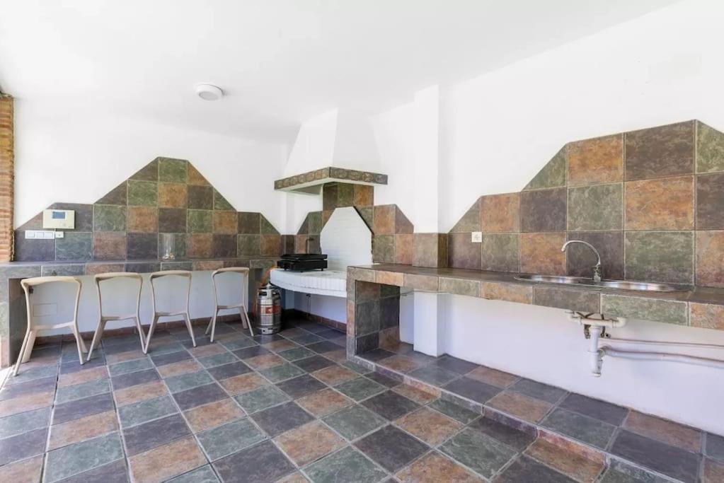 Ohana Luxury Villa With Heated Pool Málaga Exteriör bild