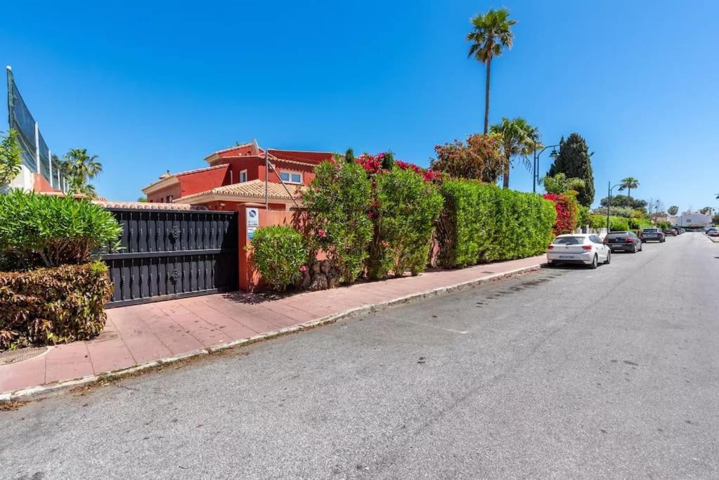 Ohana Luxury Villa With Heated Pool Málaga Exteriör bild